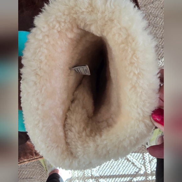 UGG Australia Women's Brown Suede l Mid Calf Boots  US 6 - Picture 10 of 11